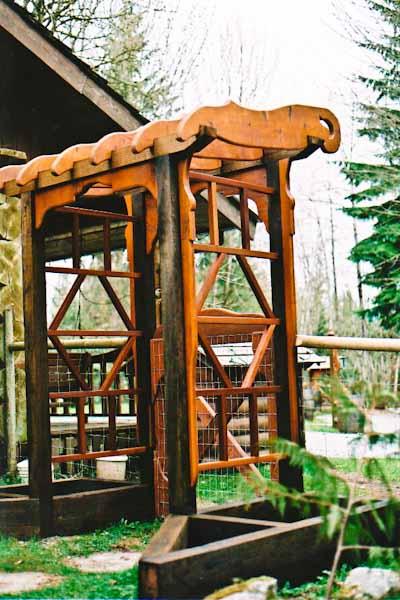 Custom arbor design 1